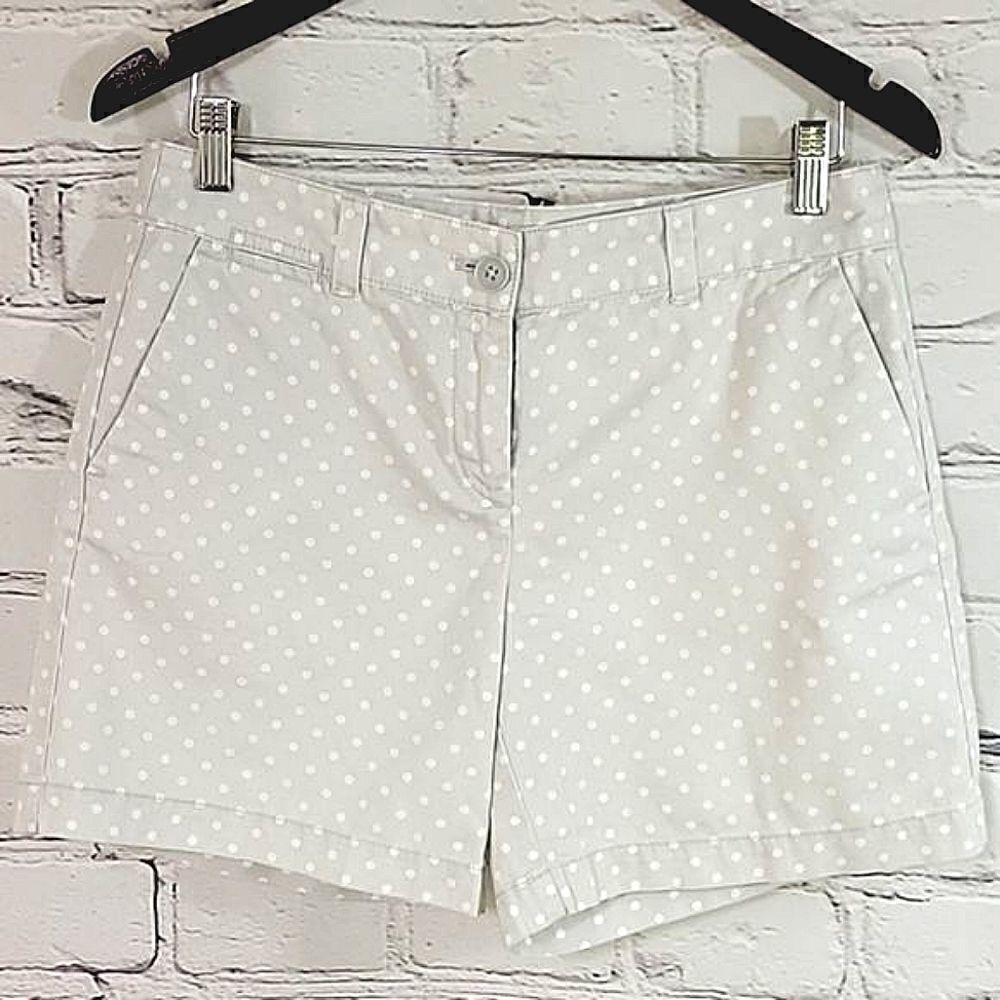 LOFT 6" Polka Dot Shorts  